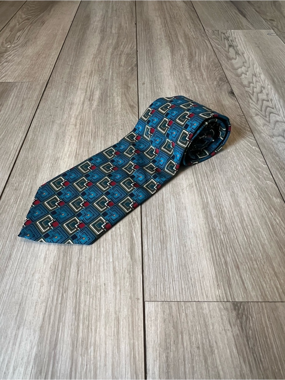 Frank Lloyd Wright 100% Silk Neck Tie Blue Pattern Open Block Concrete Italy